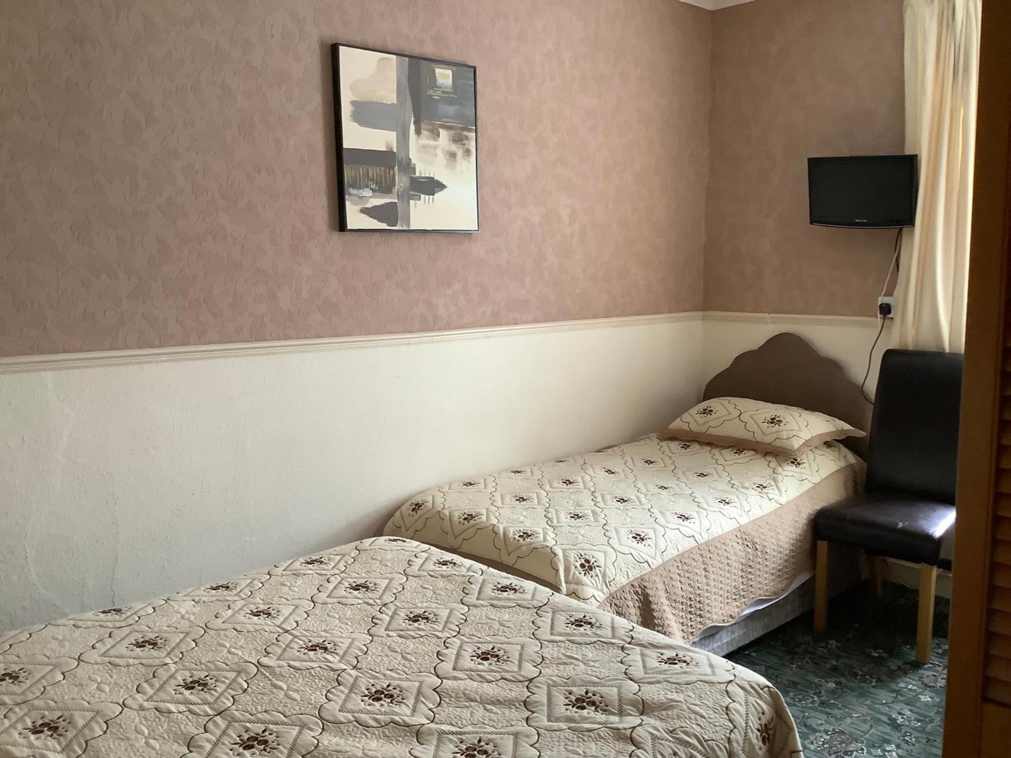 Oakleigh Hotel - Blackpool — Photos 1